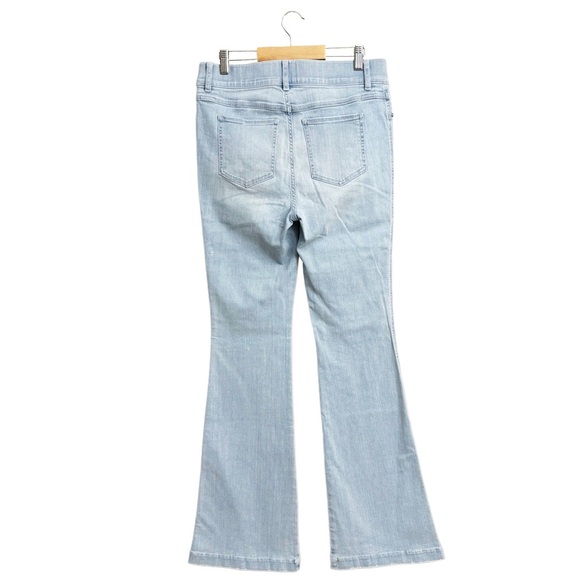 NWT Spanx Flare Leg Jeans Retro Light Wash - Picture 3 of 7